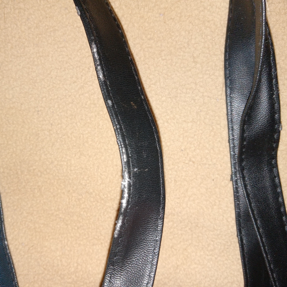 Basic Blk Purse - image 5
